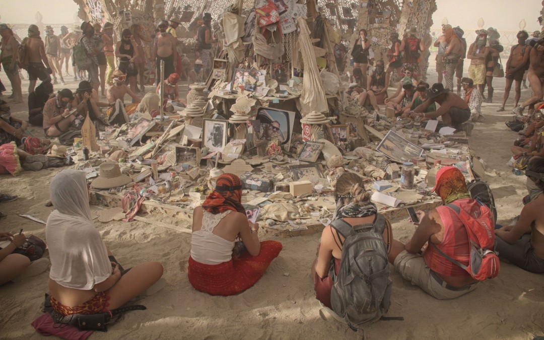 Column of the suicides