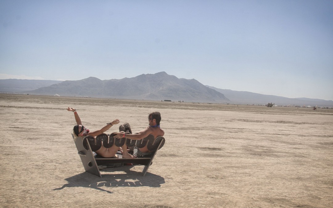 Naked couple on the Playa